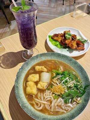 泰巷 (新港城中心)