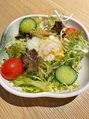 泰巷 (新港城中心)