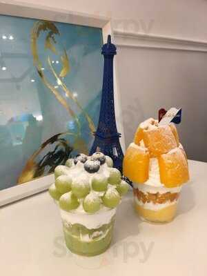 Cafe De Paris Est. In Korea