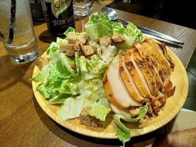 Xyz Bar & Restaurant