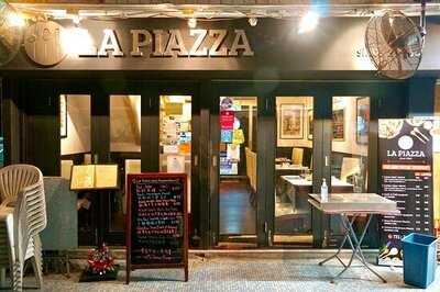 La Piazza
