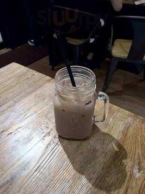 鐵牛台灣牛肉麵