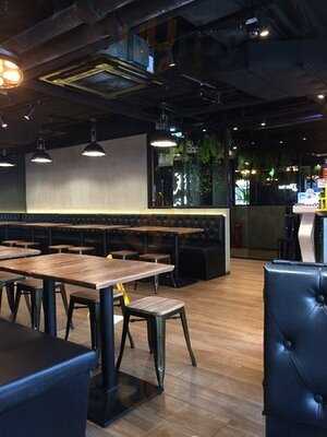 鐵牛台灣牛肉麵