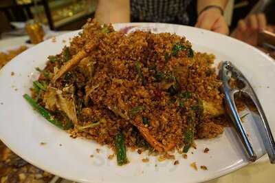 橋底辣蟹 (雅閣大廈)