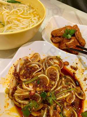 谭仔云南米线 (华都商场)