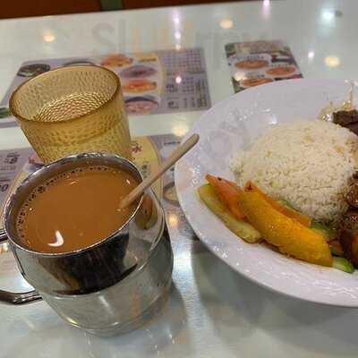 金裝燉奶佬餐廳