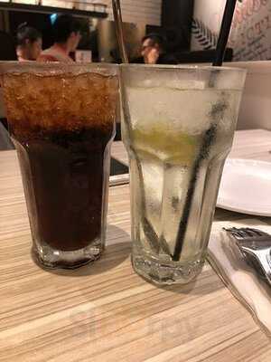 Pizza Hut (butterfly Plaza)