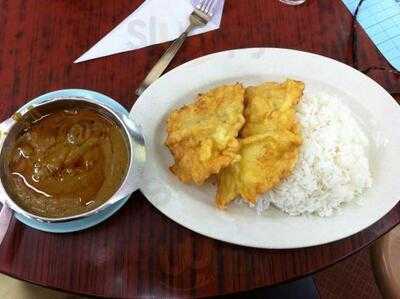 劉萬利咖啡粉面燒臘飯
