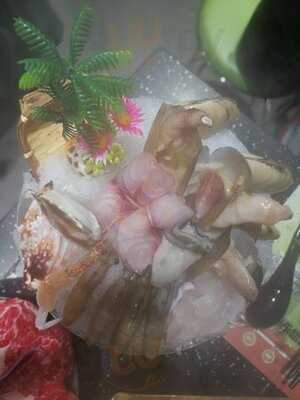 倫哥尚品火鍋私房菜 (國際商業銀行大廈)