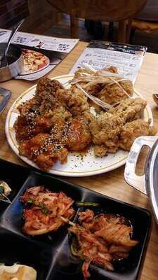 Nene Chicken (形點)