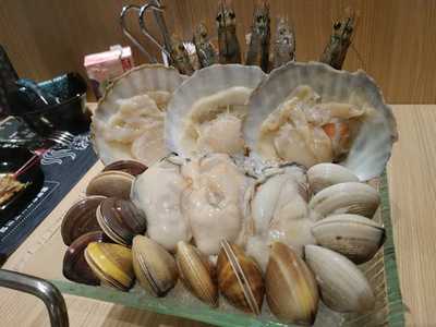 金裝麻辣海鮮火鍋