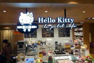 Hello Kitty Le Petit Cafe