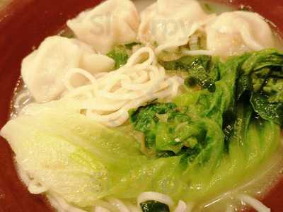 八方雲集鍋貼水餃專門店