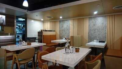 世華餐廳(赫德道店)