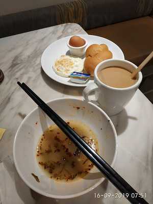 米线阵 (加拿芬广场)