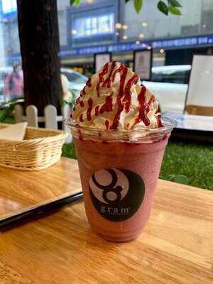 Gram Cafe & Pancakes