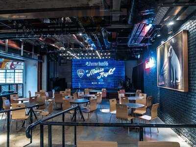 Hmv Bar & Restaurant