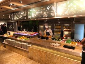 The Lounge (香港萬麗海景酒店)