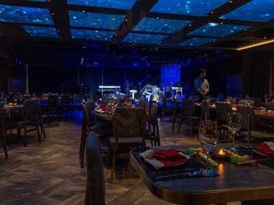 1563 At The East Live House And Restaurant