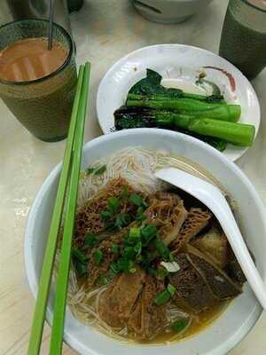 新成記粉麵茶餐廳