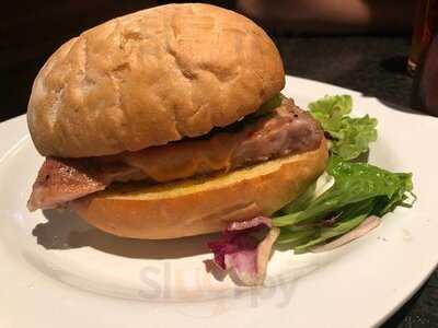 椰林閣餐廳 (屯門)