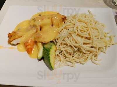 椰林閣餐廳 (屯門)