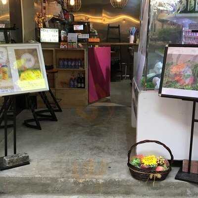 Call Me Juice (皇后大道东)