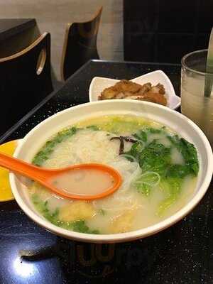 醉鲜靓汤特色粉面