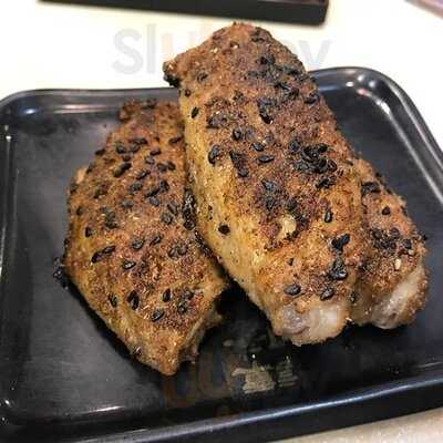 谭仔三哥米线 (新港城中心)