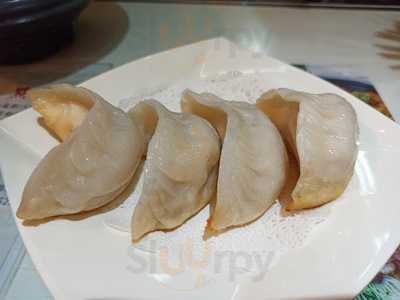 祥龍拉麵小籠包 (荃灣)