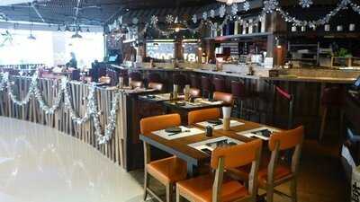 穴 (新城市廣場)