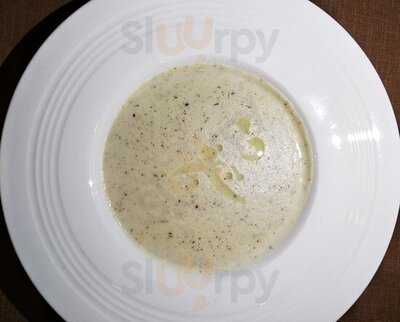 Hurricane Bar+kitchen