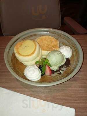 Cafe Deco Pizzeria (elements)