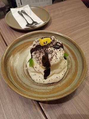 Cafe Deco Pizzeria (elements)