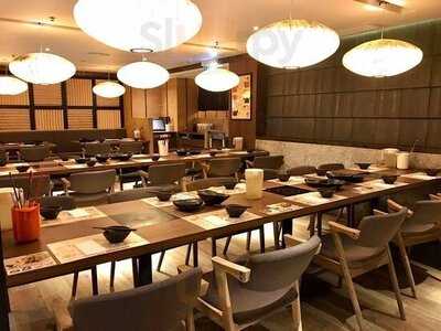 盛八日式火鍋放題店