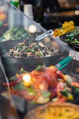 Emmer Pizzeria & Café