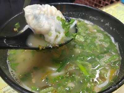 橋香園雲南桂林過橋米線