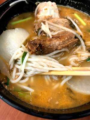 橋香園雲南桂林過橋米線