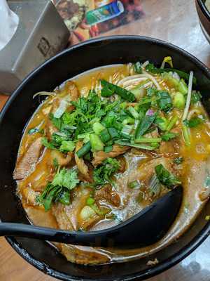 橋香園雲南桂林過橋米線