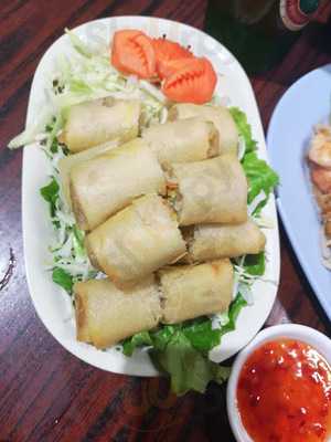 Maynoo Thai Restauant