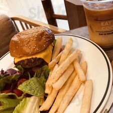 Oliver's Super Sandwiches (万邦行)