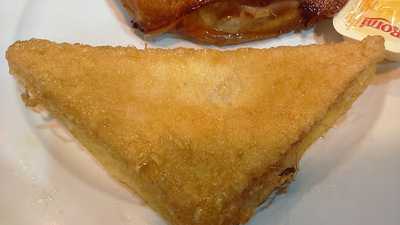 金裝燉奶佬餐廳