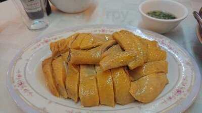 燦記路邊雞海鮮飯店