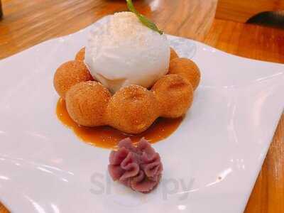 Antoshimo Cafe & Bakery