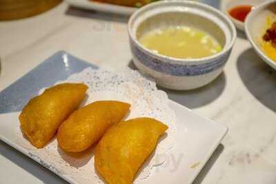 Fung Shing 1954 (discovery Park)