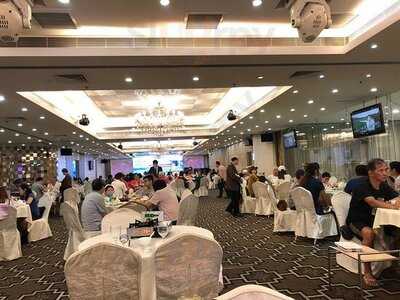 丽都䜩客 (荃新天地)