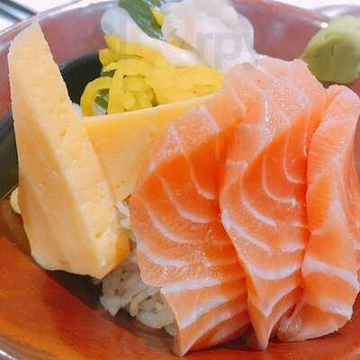 牛布拉日式牛肉面