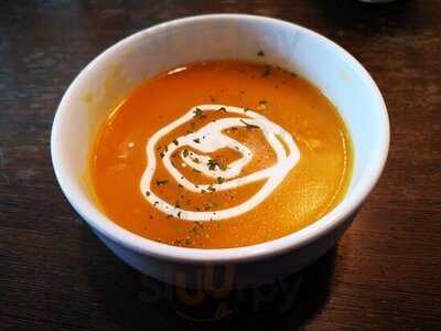 The 5b Private Corner