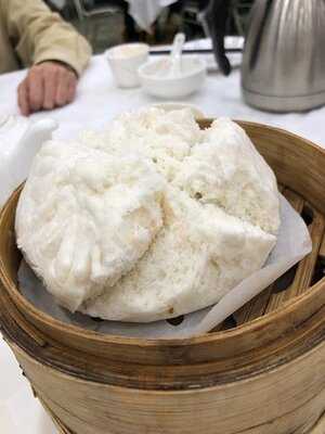 联邦皇宫 (天耀广场)