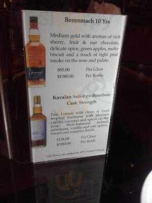 Vic's 酒廊 Vic's Pub